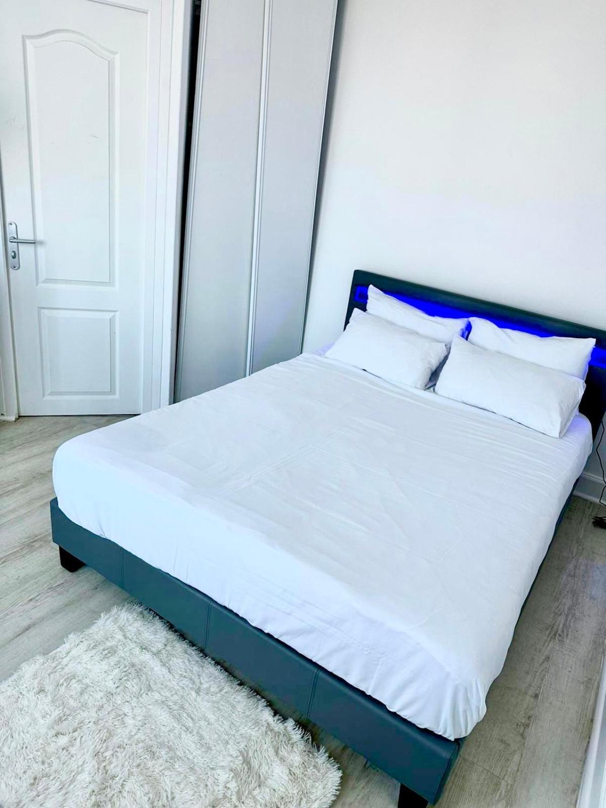 Appartement Moderne Vierzon Luaran gambar